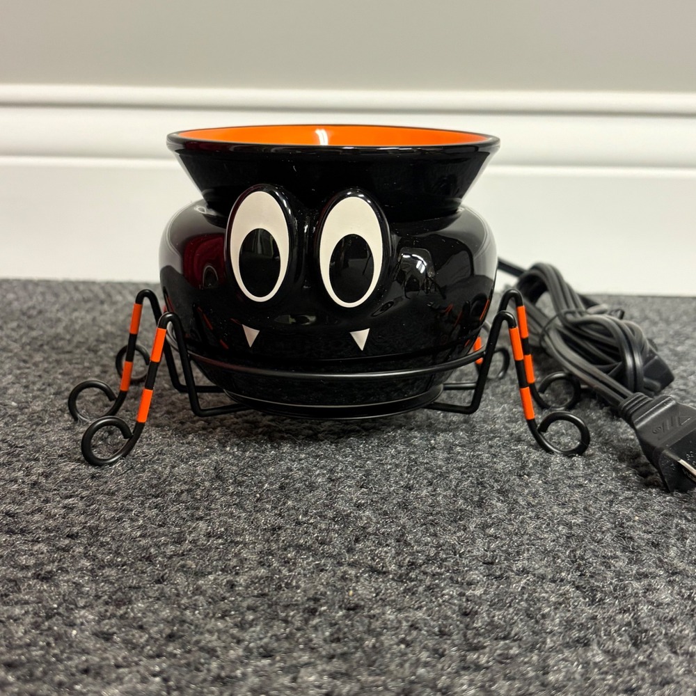 Scentsy Spooky Spider Electric Wax Warmer Halloween Decor Black Orange Cauldron